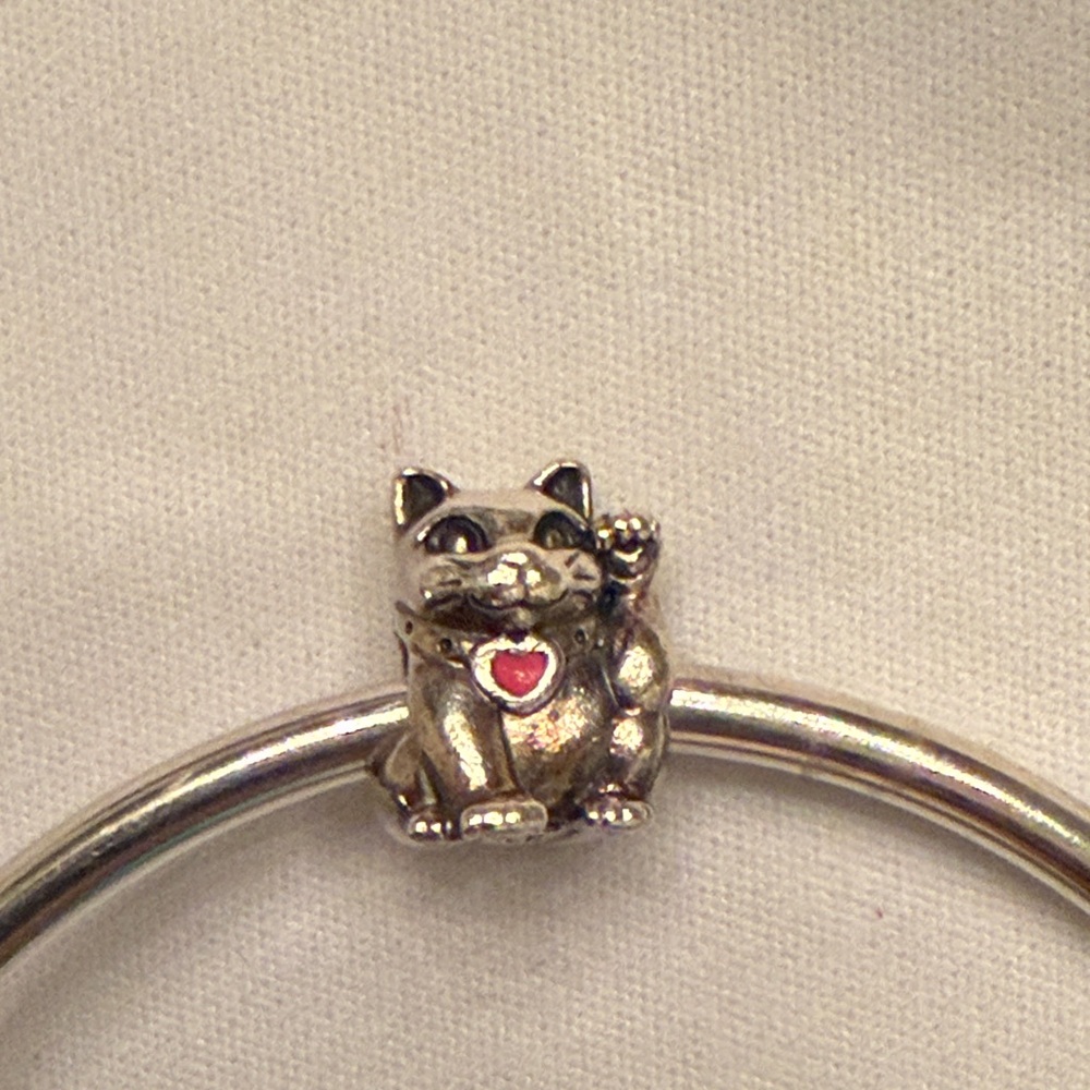 Pandora Lucky Cat Charm with Pink Heart